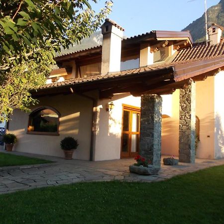 Les Hirondelles Bed & Breakfast Fenis Luaran gambar